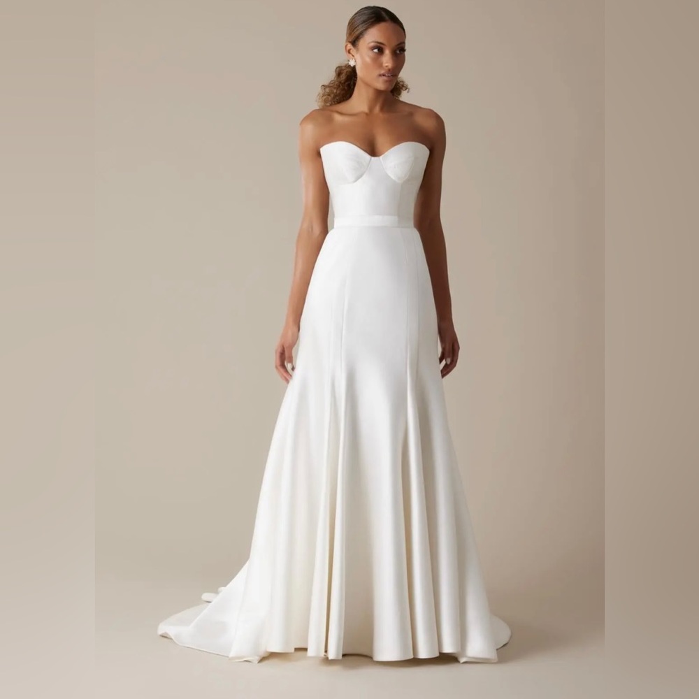 Karen Willis Holmes Blake Prea Wedding Gown